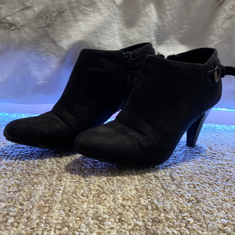 Heeled bootie